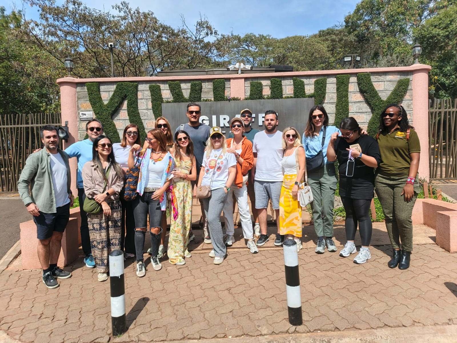 DAY TOUR TO DAVID SHELDRICK ELEPHANT ORPHANAGE TRUST AND GIRAFFE CENTER